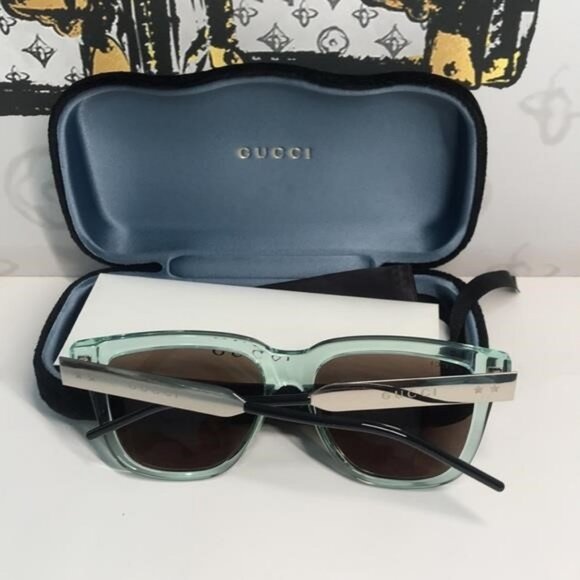 ✨ Brand New Gucci GG0976S 002 Sunglasses – Green Mint with Brown Lenses ✨ - Picture 11 of 11